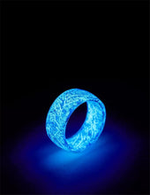 Load image into Gallery viewer, New Fashion Colorful Luminous Resin Ring Women Men Fluorescent Glowing Rings Jewelry Glowing In The Dark Ring Band Halloween
