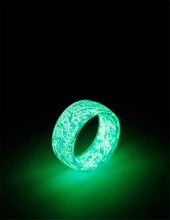 Load image into Gallery viewer, New Fashion Colorful Luminous Resin Ring Women Men Fluorescent Glowing Rings Jewelry Glowing In The Dark Ring Band Halloween