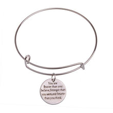 Load image into Gallery viewer, The KedStore Braver Stronger Bracelet Bangle - Dog Tag Paw Footprint Love Heart. Huella de pata de etiqueta de perro. Pulsera