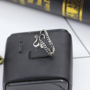 The KedStore Gothic Punk Stainless Steel Ring Retro Rabbit Snake Tiger Wolf Rings Skeleton Devil Evil Eye Ring
